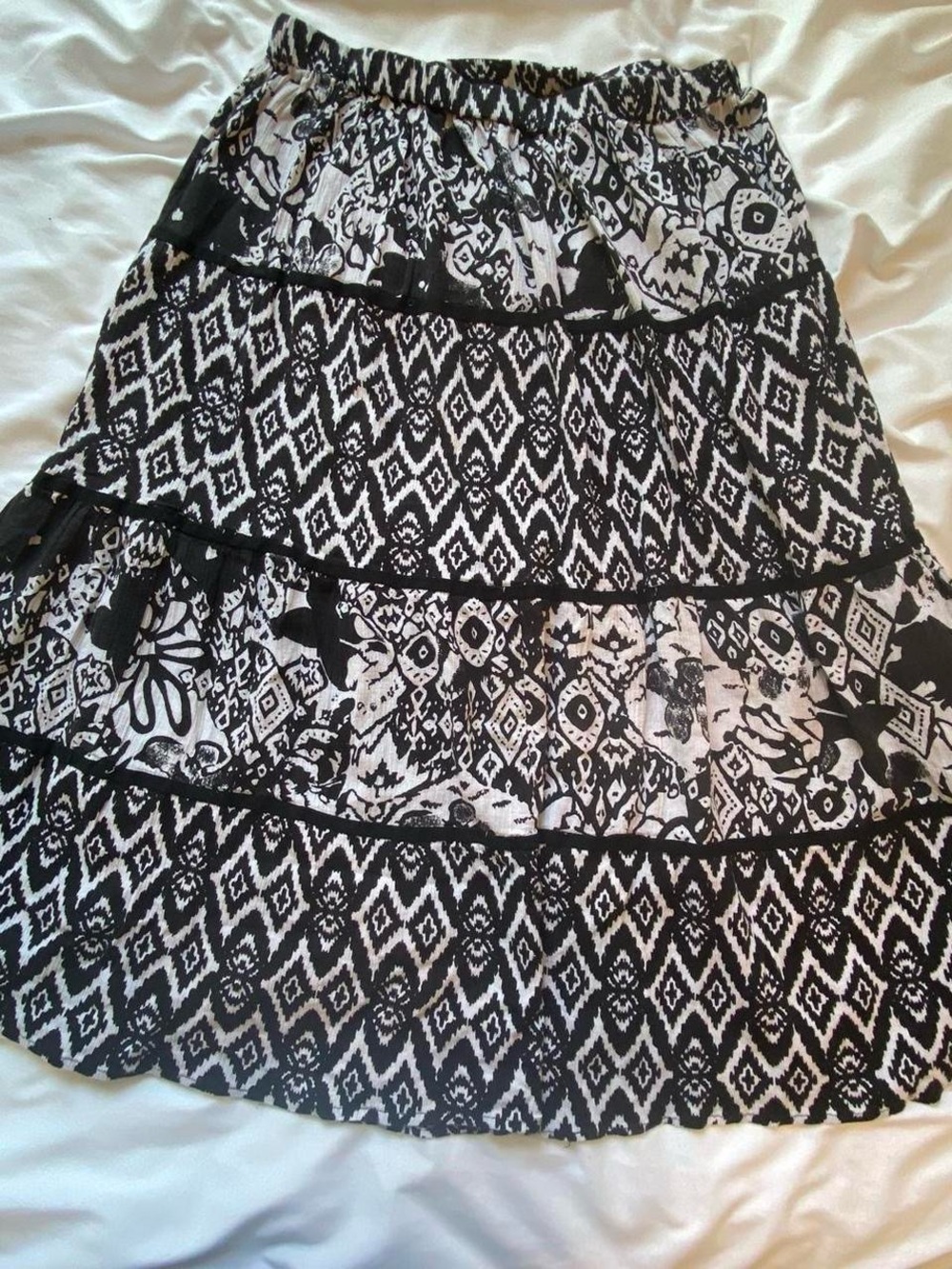 NY Collection Black & White Tiered Maxi Skirt